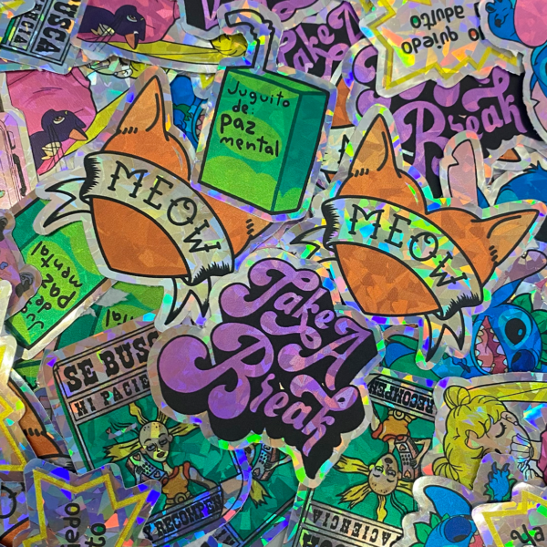 Pack stickers a elección (5cm)<p> vinilo holografico triangulito